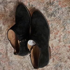 Sam Edelman Women's black ankle boots.  Brand new condition.